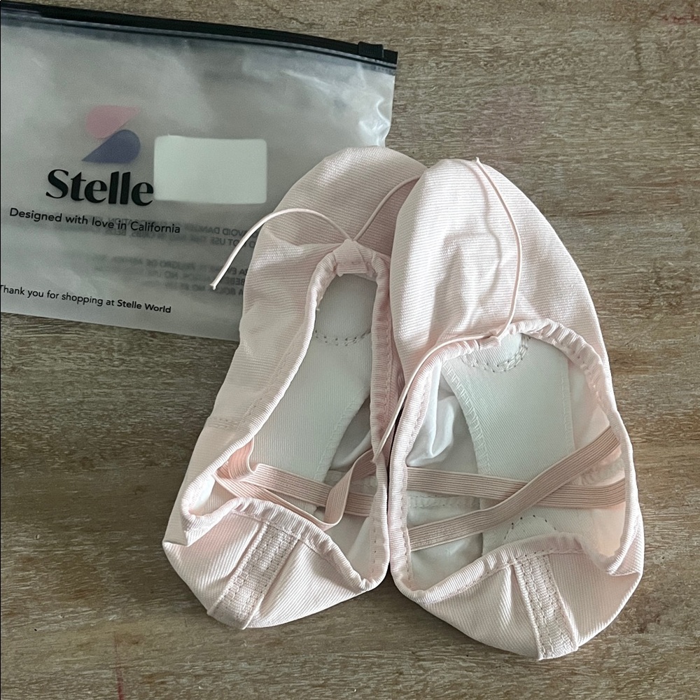 New STELLE Ballet Shoes in Ballet Pink (Size 37 | 5MB)